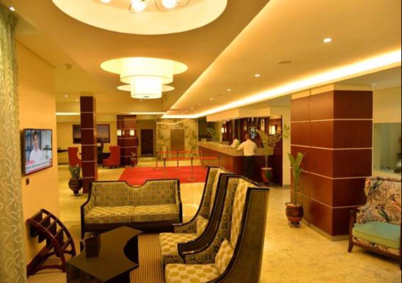 Grand Pela Hotel & Suites Abuja Exteriör bild